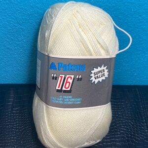 NWT Patons “16” 16 ounce 4 Ply Super Value Yarn in Cream #1508